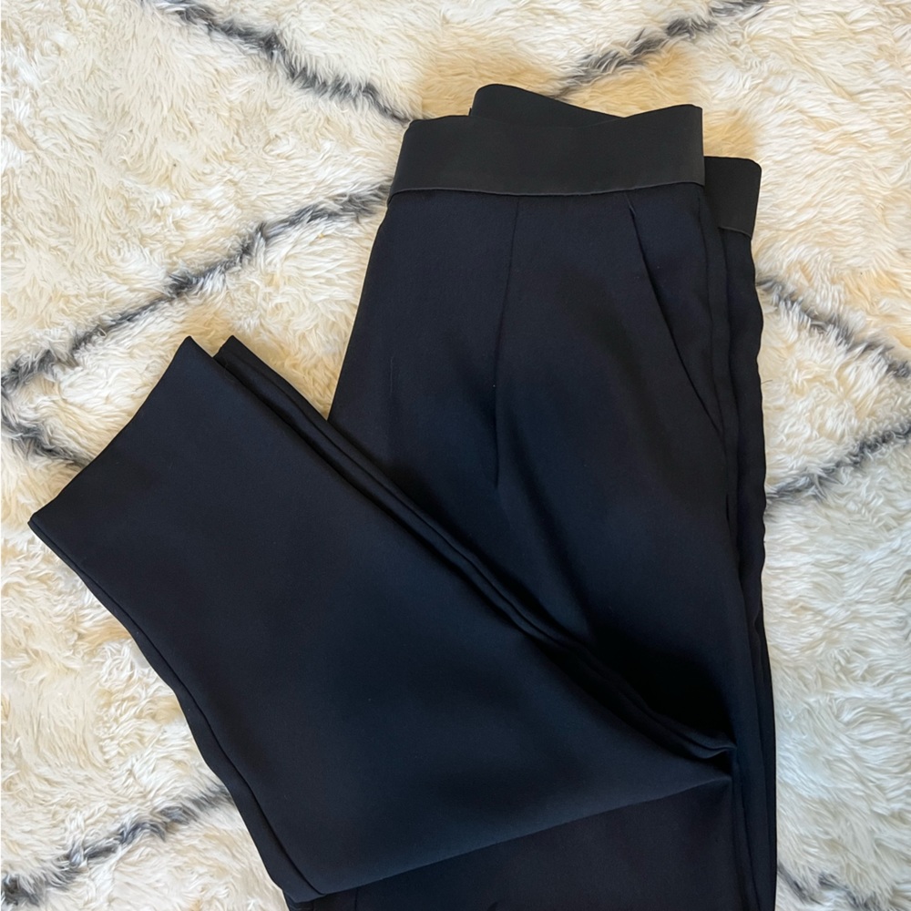 Asymmetric waist trousers
